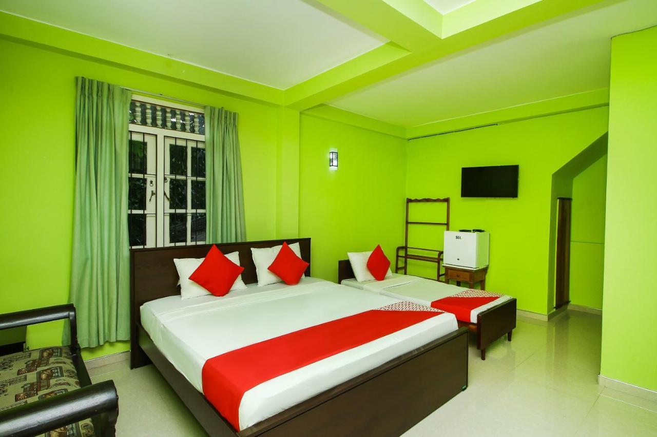 Hotel Empryean Катунаяка Екстер'єр фото